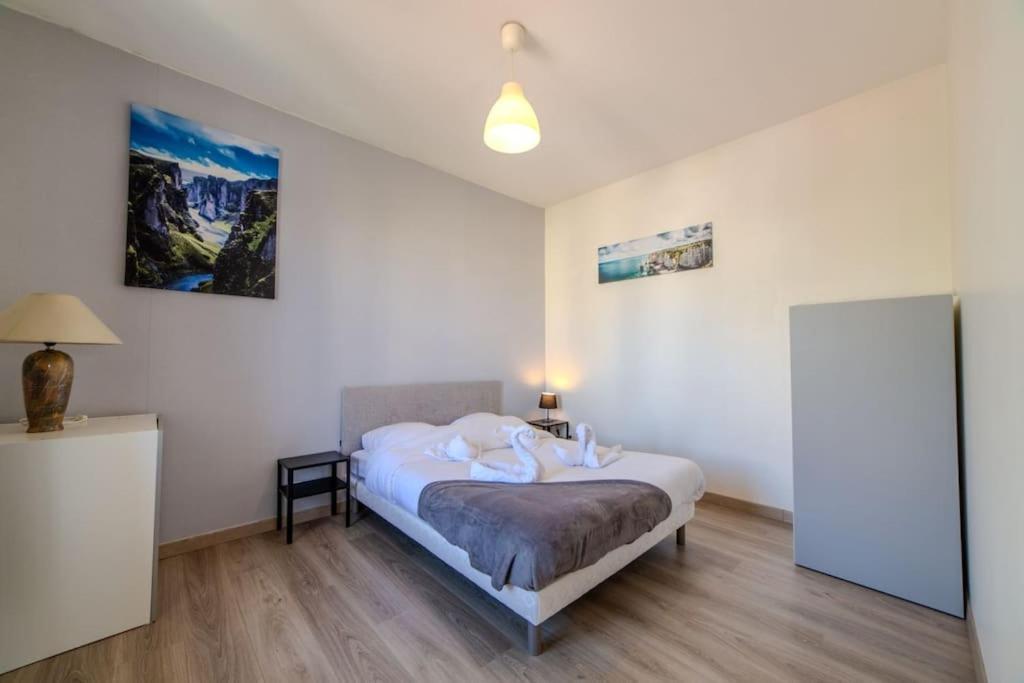 Le Courteline - Villeurbanne Centre Экстерьер фото